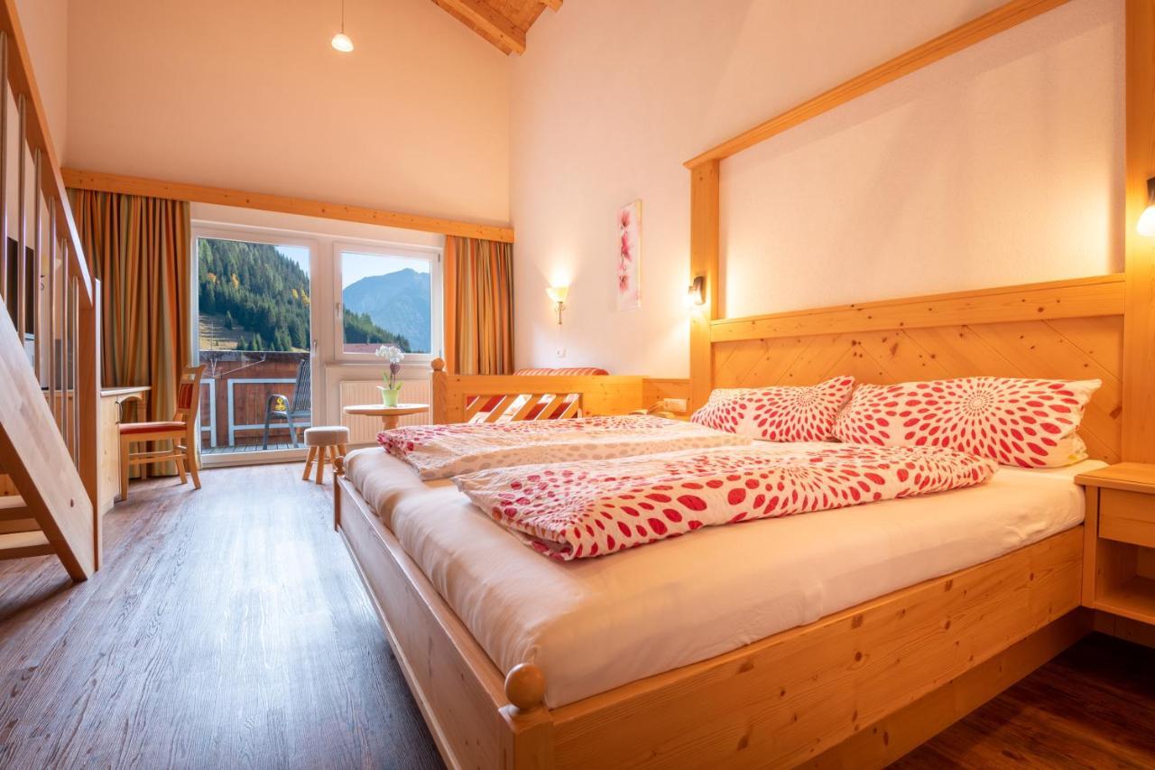 Hotel Thaneller Stadl Braeu Berwang Exterior foto