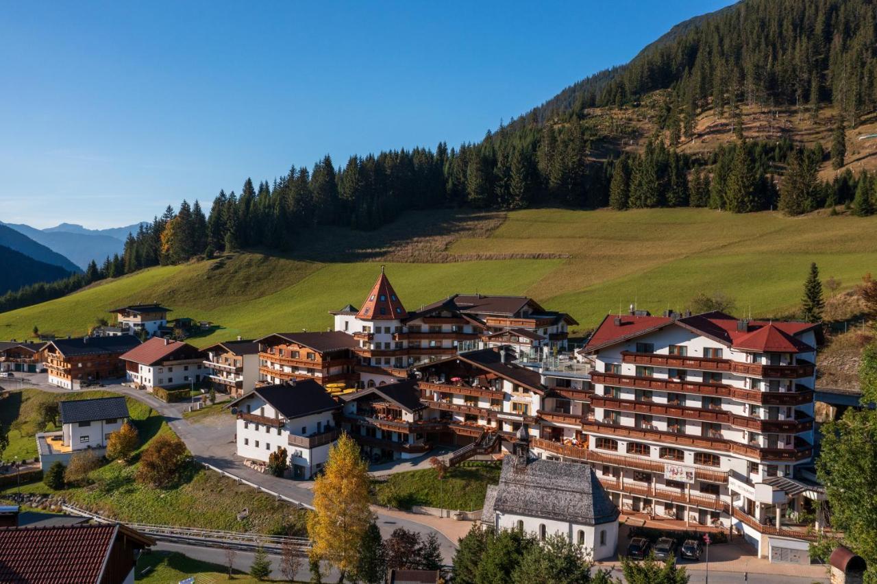 Hotel Thaneller Stadl Braeu Berwang Exterior foto